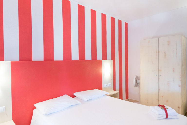Bedroom 4, Hotel La Smorfia, Livorno