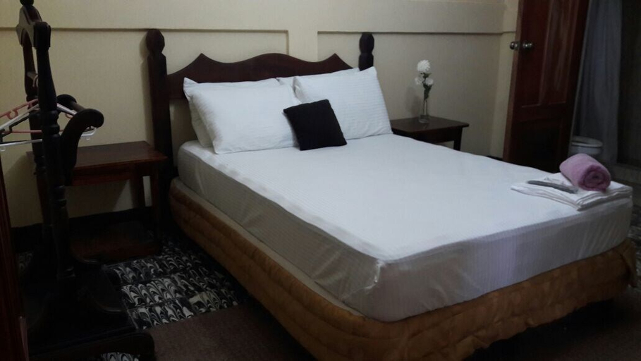 Bedroom 4, Hotel Yeland, Nagarote