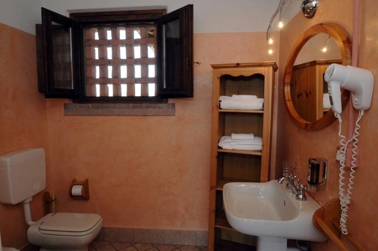 Bathroom 3, Villa Gradoni, Brescia