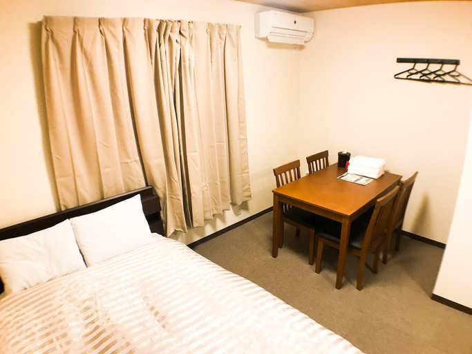 Bedroom 2, One More Heart at Kamishichiken 2, Kyoto