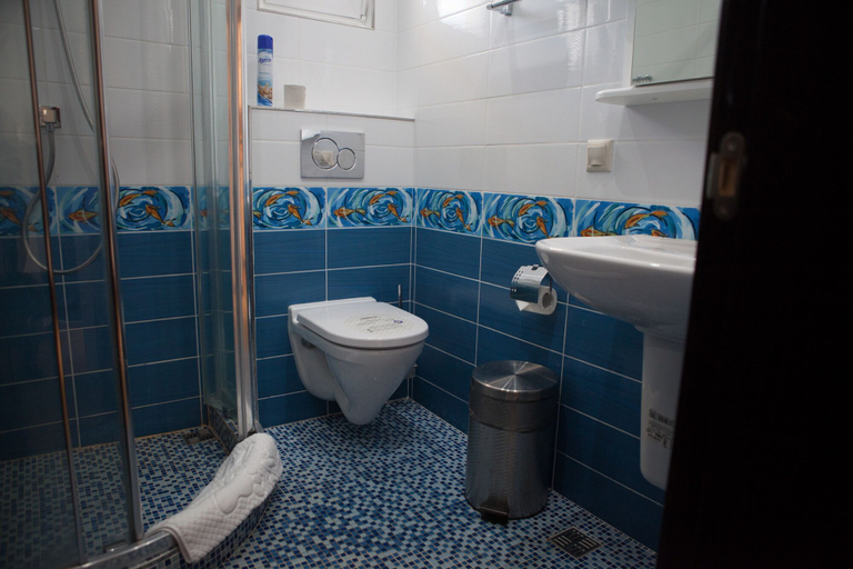 Bathroom 3, Dubai Hotel, Sochi gorsovet