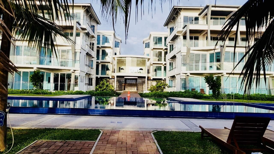 Exterior & Views 1, Beach Paradise by Oceanfront Condos, Kuchchaveli