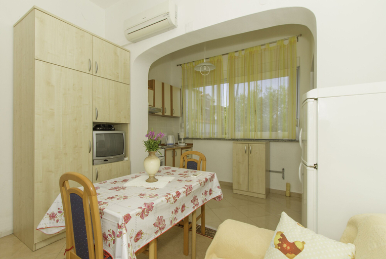 Others 5, Apartments Joso, Zadar