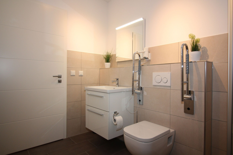 Bathroom 4, Wohnen am Yachthafen W48, Cuxhaven