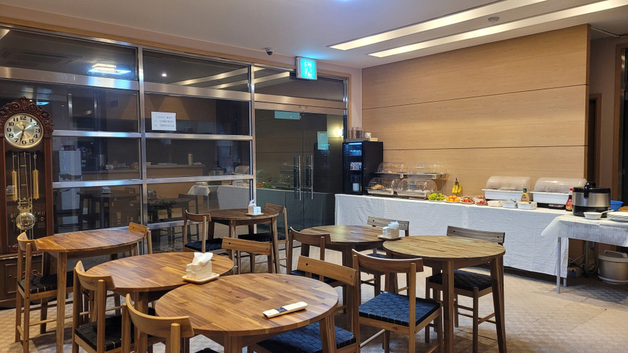 Food & Drinks 5, World Tourist Hotel, Pyeongtaek