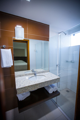 Bathroom 4, CLH Suítes Foz do Iguaçu, Foz do Iguaçu