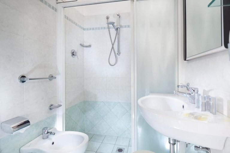 Bathroom 4, Hotel Stacchini, Forli' - Cesena