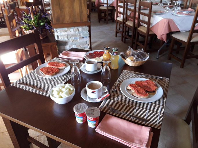 Food & Drinks 5, Casa Rural Sierra San Mamede, Badajoz