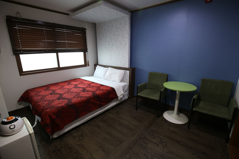 Bedroom 3, R.I Spa Hotel, Chungju