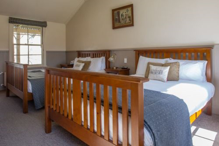 Bedroom 2, Cardrona Hotel, Queenstown-Lakes