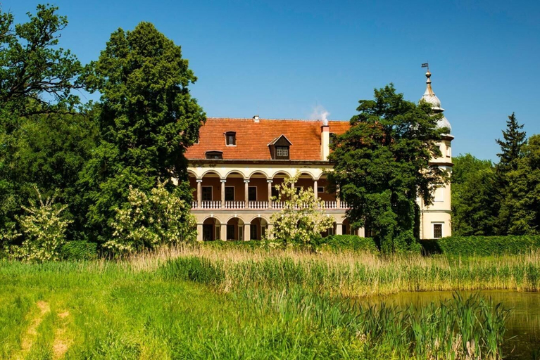 Exterior & Views 2, Oficyna przy Pałacu Krobielowice, Wrocław
