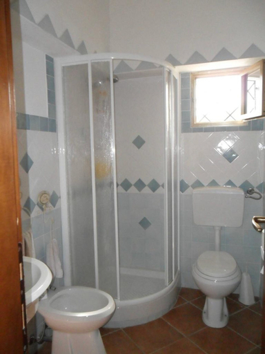 Bathroom 3, Porto Ottiolu Resort, Nuoro