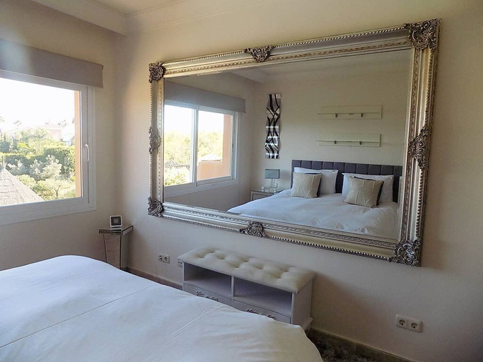 Bedroom 2, Luxury Penthouse near Puerto Banus, Málaga