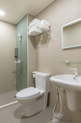 Bathroom 3, SANWU Homestay, Penghu
