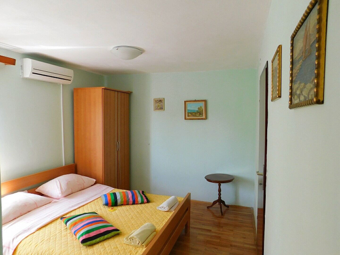 Bedroom 3, Apartments Neno, Korčula