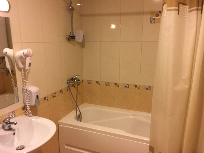 Bathroom, Hotel Perelik Palace, Smolyan