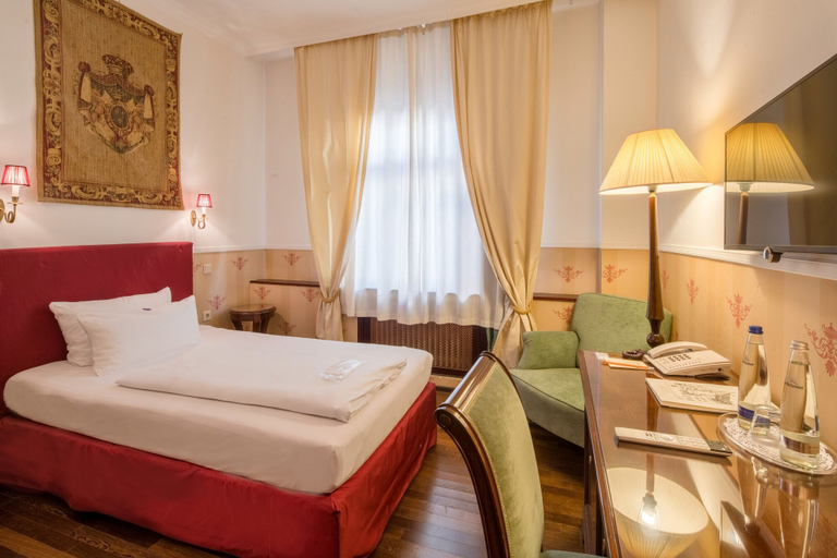 Bedroom 4, Hotel Deutscher Kaiser, Nürnberg