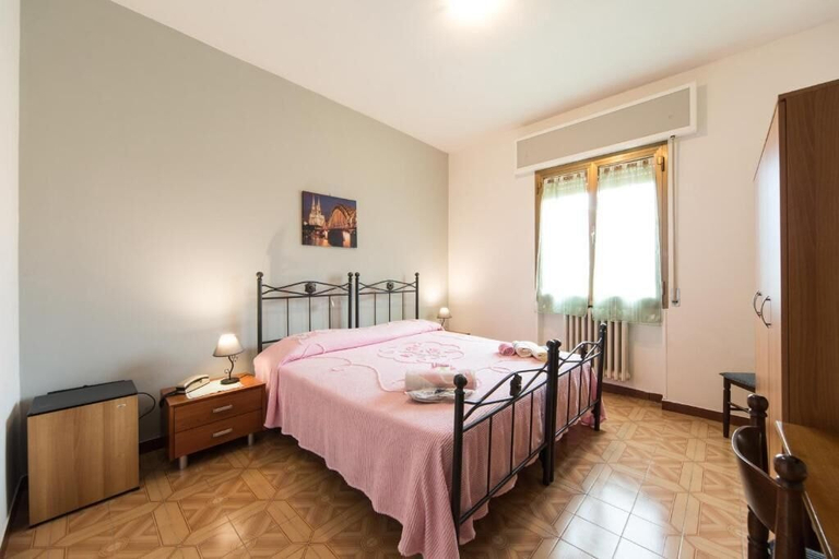 Bedroom 2, Albergo Ristorante Poli, Bologna