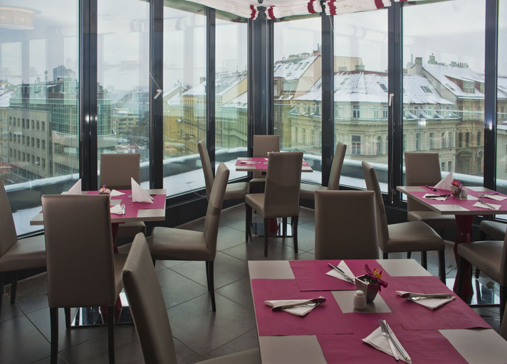 Food & Drinks 5, Galileo, Praha 2