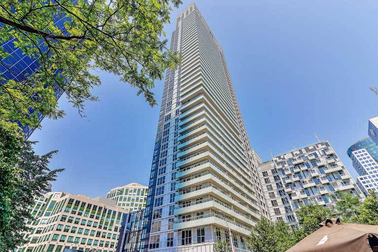 Exterior & Views 2, The Atmosphere Boutique Suites, Toronto