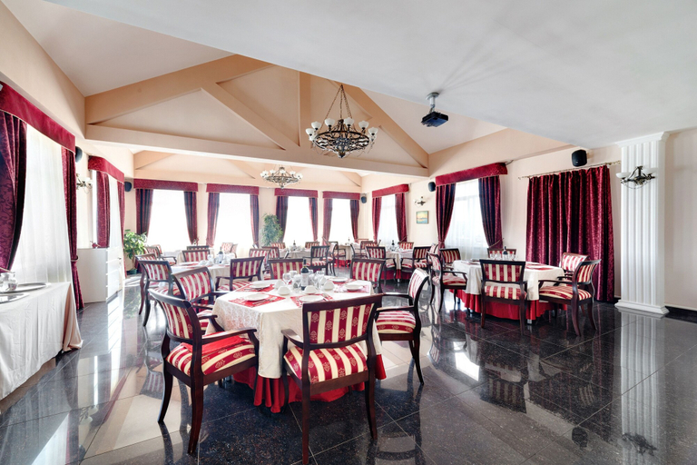 Food & Drinks 5, Hotel Hitrovka, Central