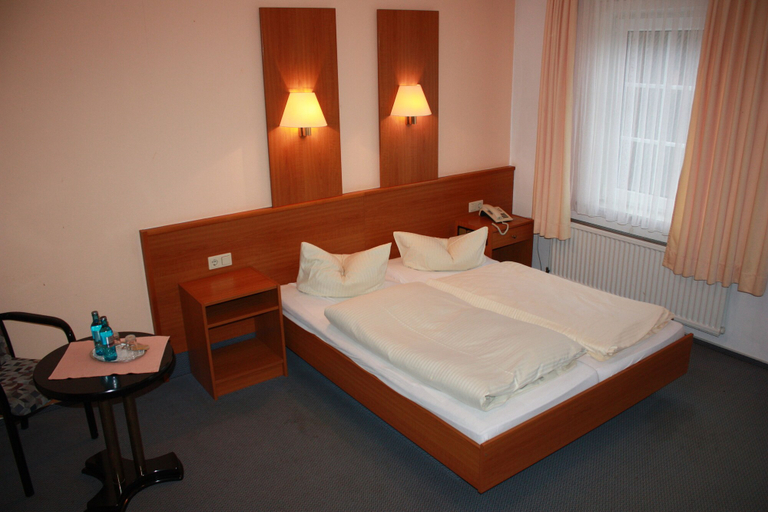Bedroom 4, Misselhorner Hof, Celle