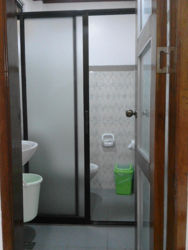 Bathroom 2, Vali-Joe Travel Lodge, El Nido