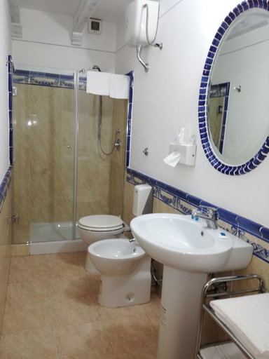 Bathroom 4, Hotel Centrale, Palermo