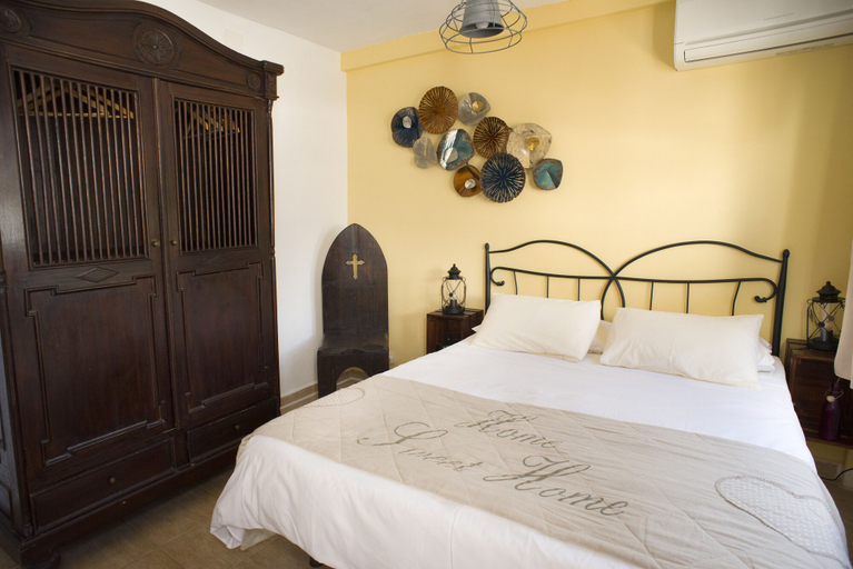 Bedroom 3, Hostal Dios Esta Bien, Castellón