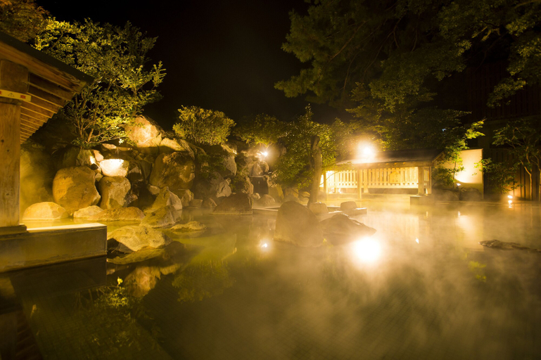 Exterior & Views 3, Hotel Shiragiku, Beppu