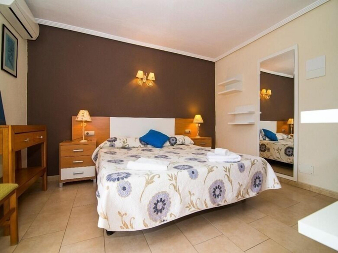 Bedroom 5, Hostal Cala Boix, Baleares