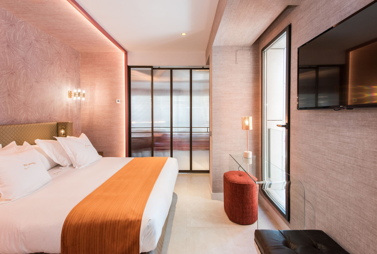 Bedroom 3, The Garden Suites, Madrid