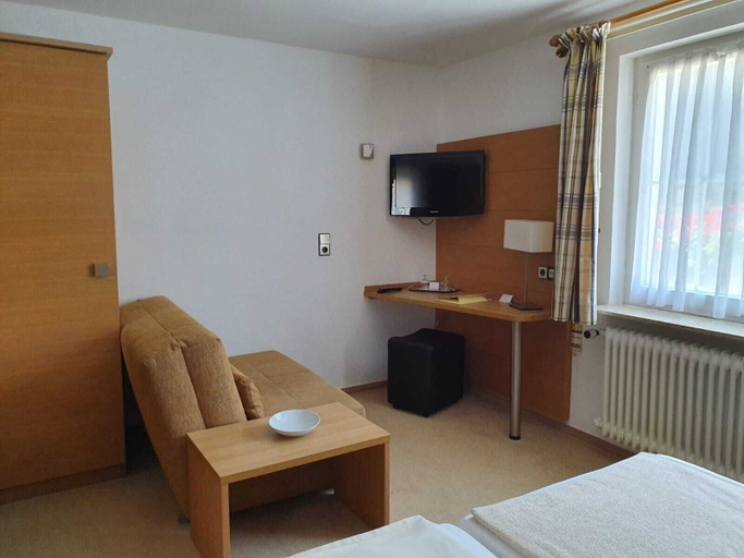 Bedroom 4, Hotel Gasthaus Adler, Breisgau-Hochschwarzwald