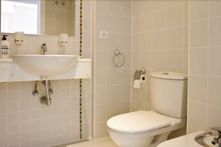 Bathroom 4, Plaza Mayor, Alicante