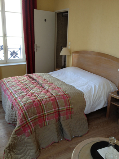 Bedroom 16