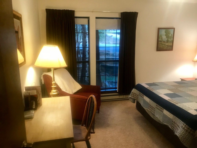 Bedroom 3, Mountain Meadows, Colfax