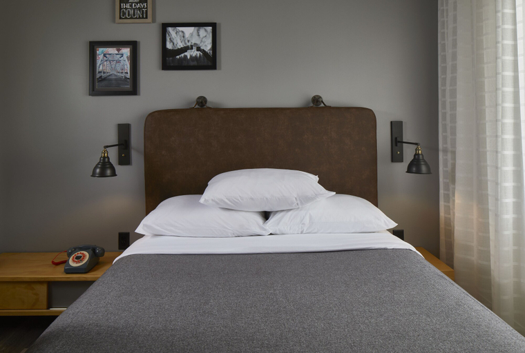 Bedroom 3, Moxy Chattanooga Downtown, Hamilton