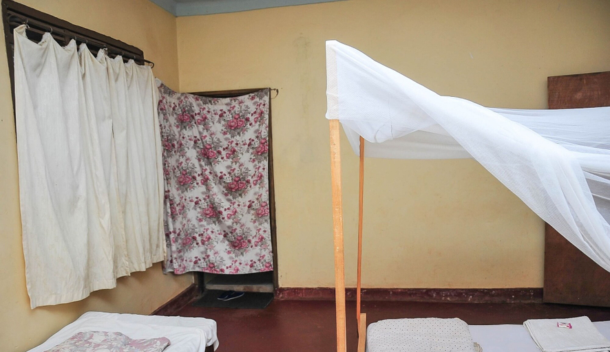 Bedroom 2, Venchester Guest House, Jinja
