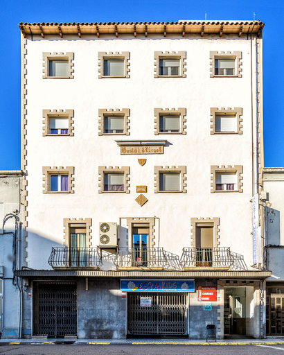 Exterior & Views, Hostal Urgell, Lleida