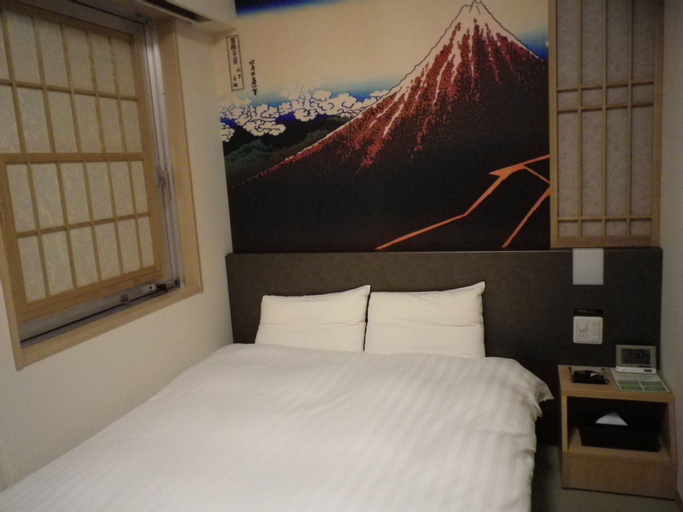 Bedroom 18