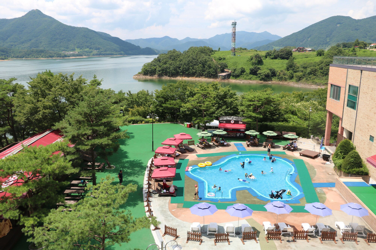 Cheongpung Resort Lake Hotel, Jecheon
