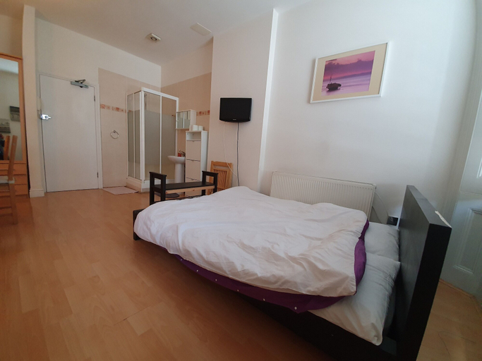 Bedroom 3, Studio Apartment in South Kensington 10, London