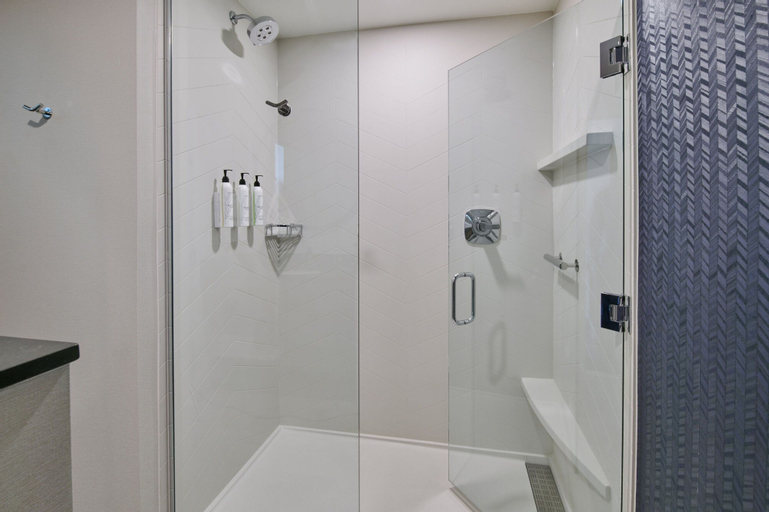Bedroom 4, Fairfield Inn & Suites by Marriott Chicago O'Hare, Cook