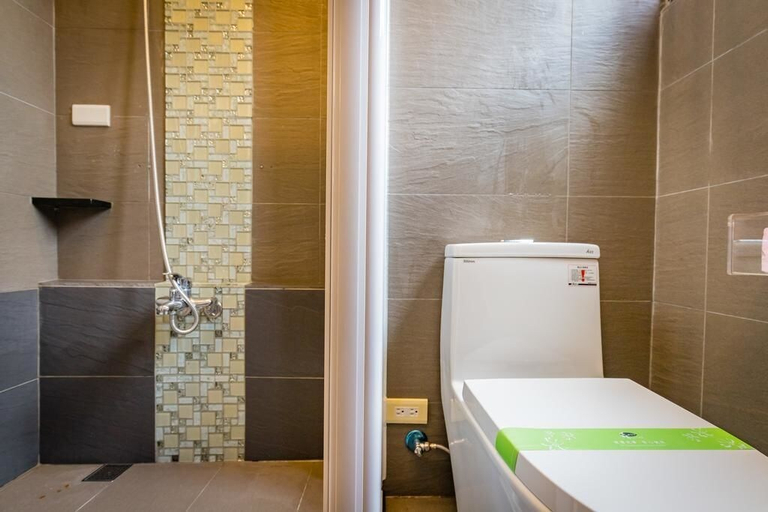 Bathroom 2, Yanduo Homestay, Yilan