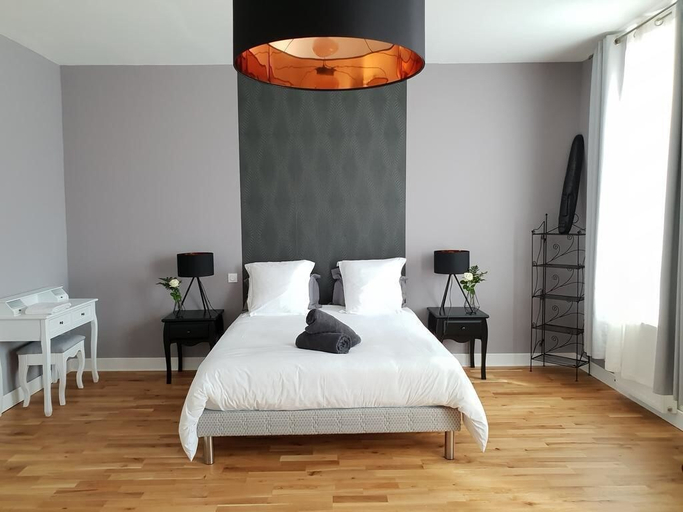 Bedroom 2, Le Domaine Du Haut Preau, Charente-Maritime