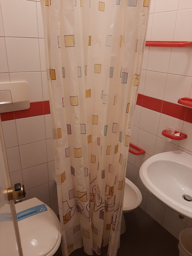 Bathroom 4, Hotel Niagara Rimini, Rimini