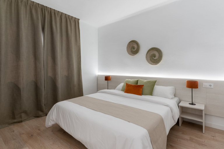Bedroom 5, Apartamentos Venecia, Girona