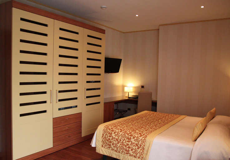 Bedroom 22