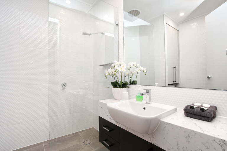 Bathroom, StayCentral - Little Collins (CBD), Melbourne