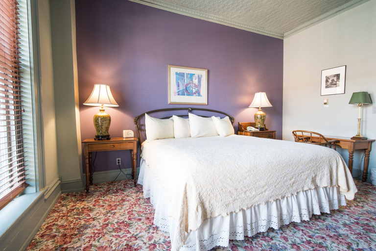 Bedroom 3, The Black Hawk Hotel, Black Hawk